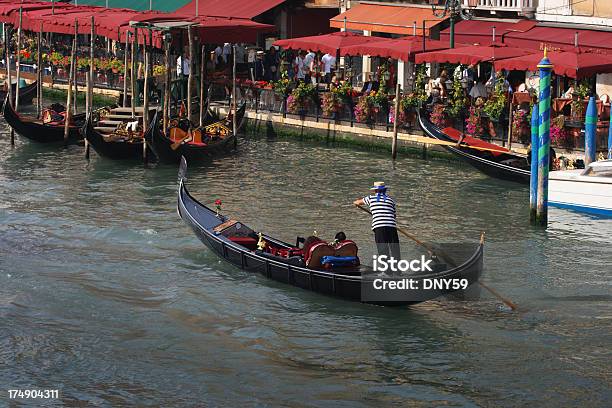 Grand Canal 에 베니스 이탈리아 곤돌라에 대한 스톡 사진 및 기타 이미지 - 곤돌라, 곤돌라 사공, 대운하-베니스
