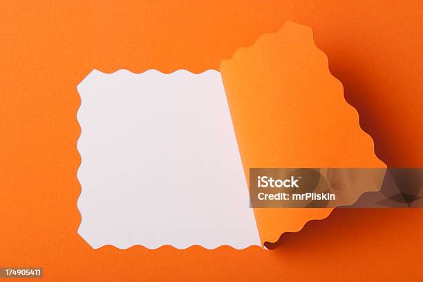 Orange Gezackten Karte Zeigt Leere Weiße Papier Stockfoto und mehr Bilder von Abstrakt - Abstrakt, Biegung, Einzelhandel - Konsum