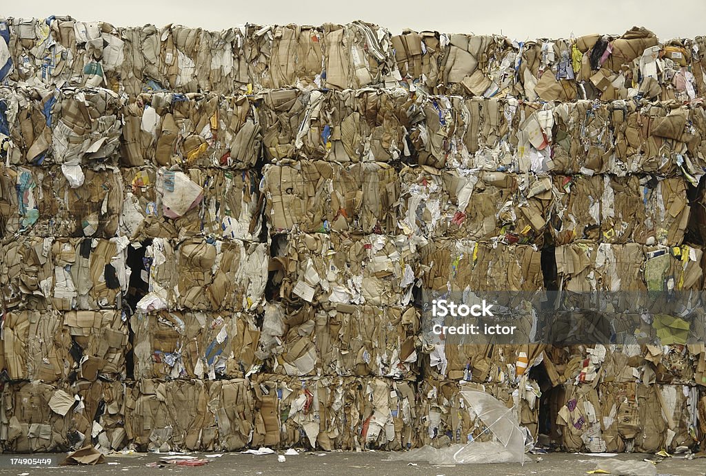 Paper recyklingu - Zbiór zdjęć royalty-free (Balot)