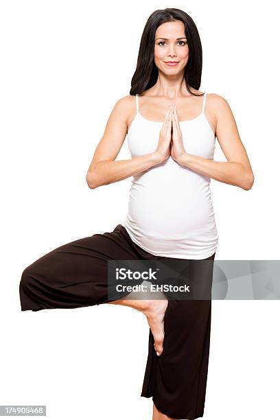 Schwangere Frau Üben Yoga Isoliert Auf Weißem Hintergrund Stockfoto und mehr Bilder von Aktiver Lebensstil