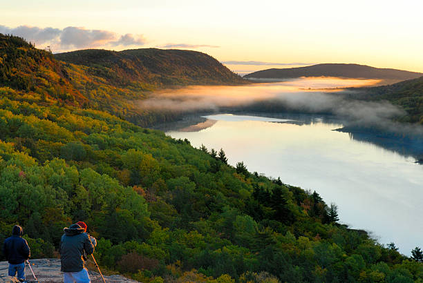 Early morning at Lake of the Clouds Early morning light on Lake of the Clouds in Porcupine Mountains Wilderness State Park in Michigan's upper peninsula. Michigan stock pictures, royalty-free photos & images