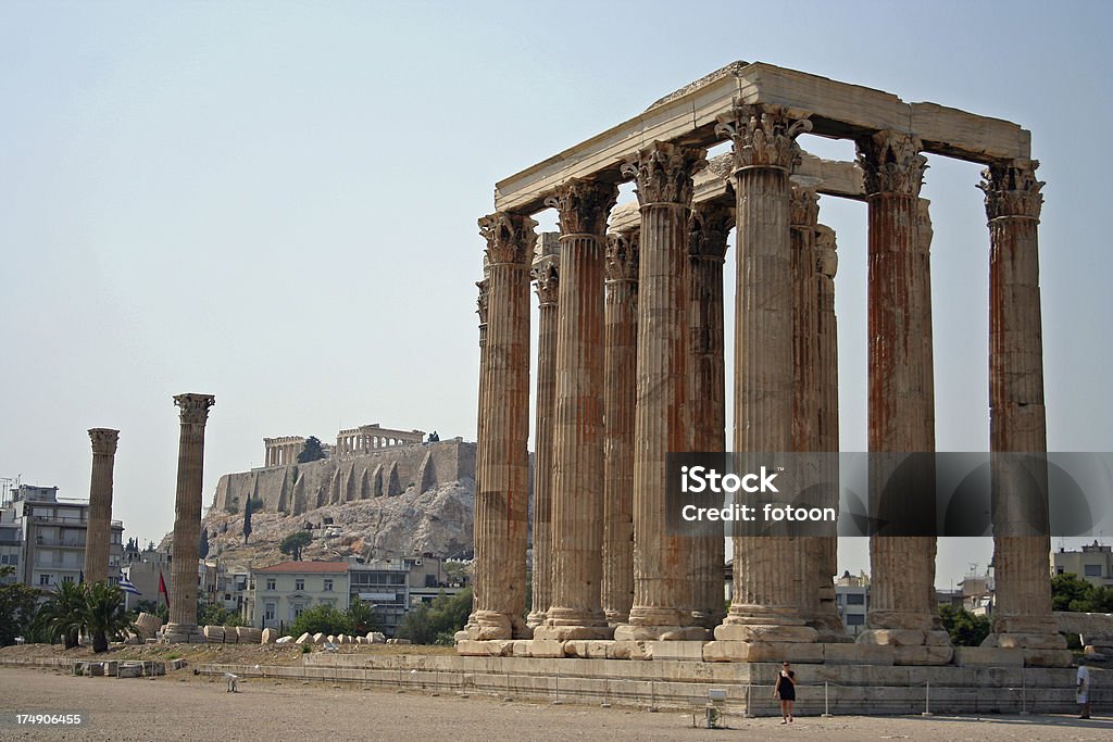 ゼウス神殿、アクロポリスの背景 - パルテノン神殿のロイヤリティフリーストックフォト