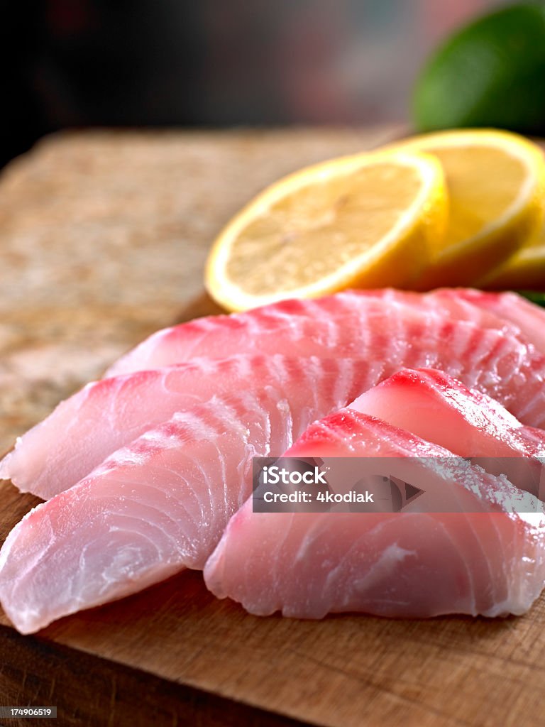 Tilapia Sashimi recién preparados. - Foto de stock de Sashimi libre de derechos