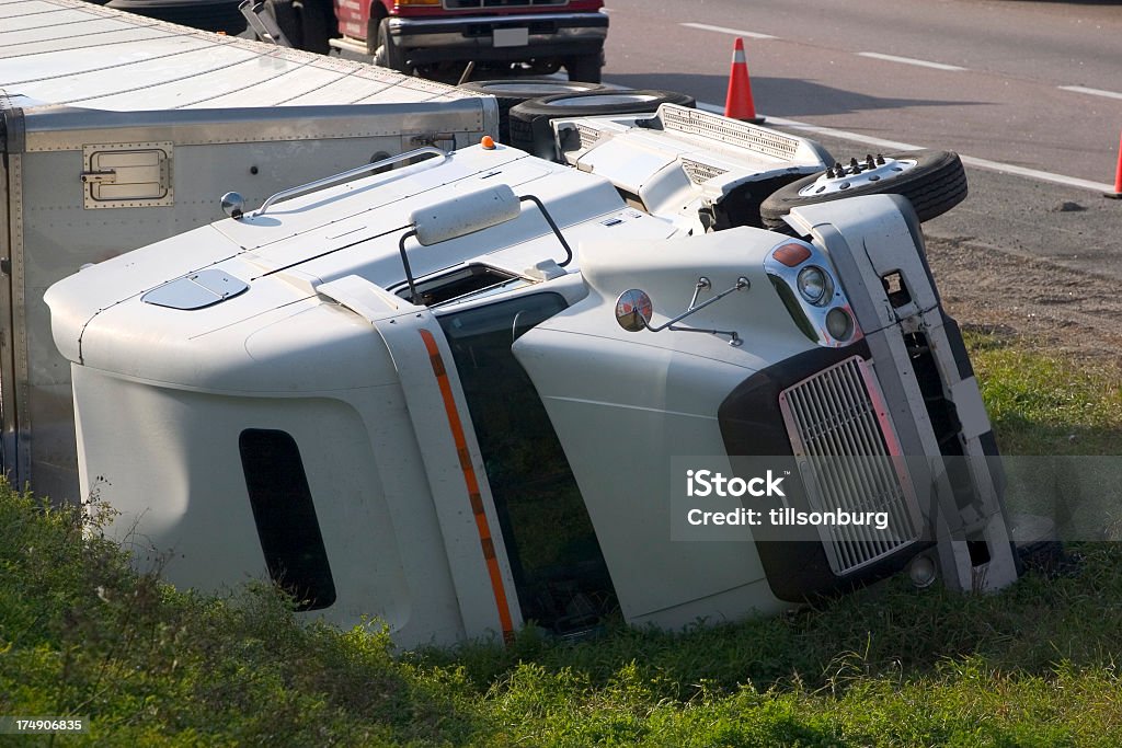 Truck Unfall Unfall - Lizenzfrei Unfall - Ereignis mit Verkehrsmittel Stock-Foto