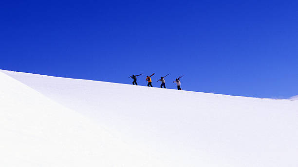 テレマルクご友人と - telemark skiing ストックフォトと画像