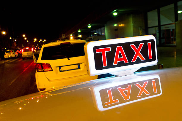istock Illuminated Taxi Sign 174908454