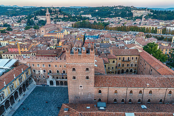 istock Verona Old Town 174908900