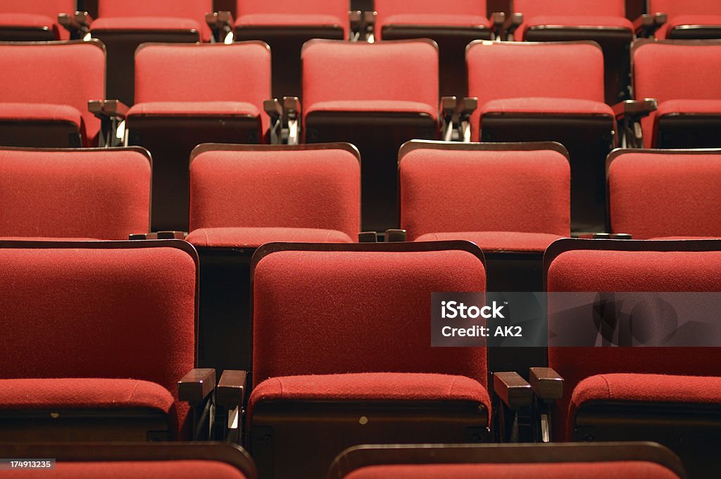 Rojo teatro de licencias - Foto de stock de Asiento de vehículo libre de derechos