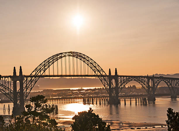 istock Yaquina Bridge early morning view 174914225