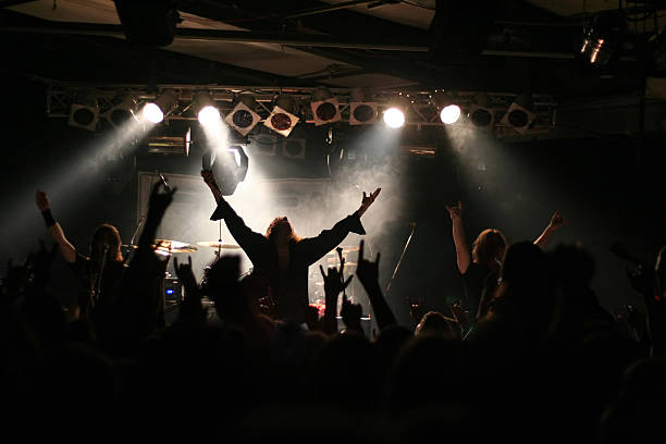 istock Concert people 174914291