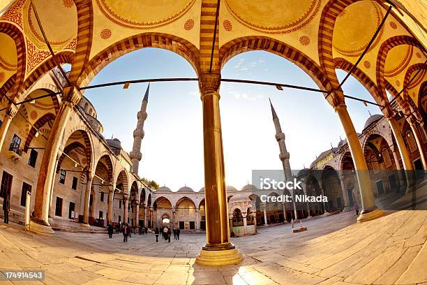 Blaue Moschee Courtyard Stockfoto und mehr Bilder von Architektur - Architektur, Arrangieren, Asiatische Kultur