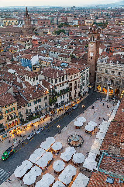 istock Piazza delle Erbe, Verona 174915109