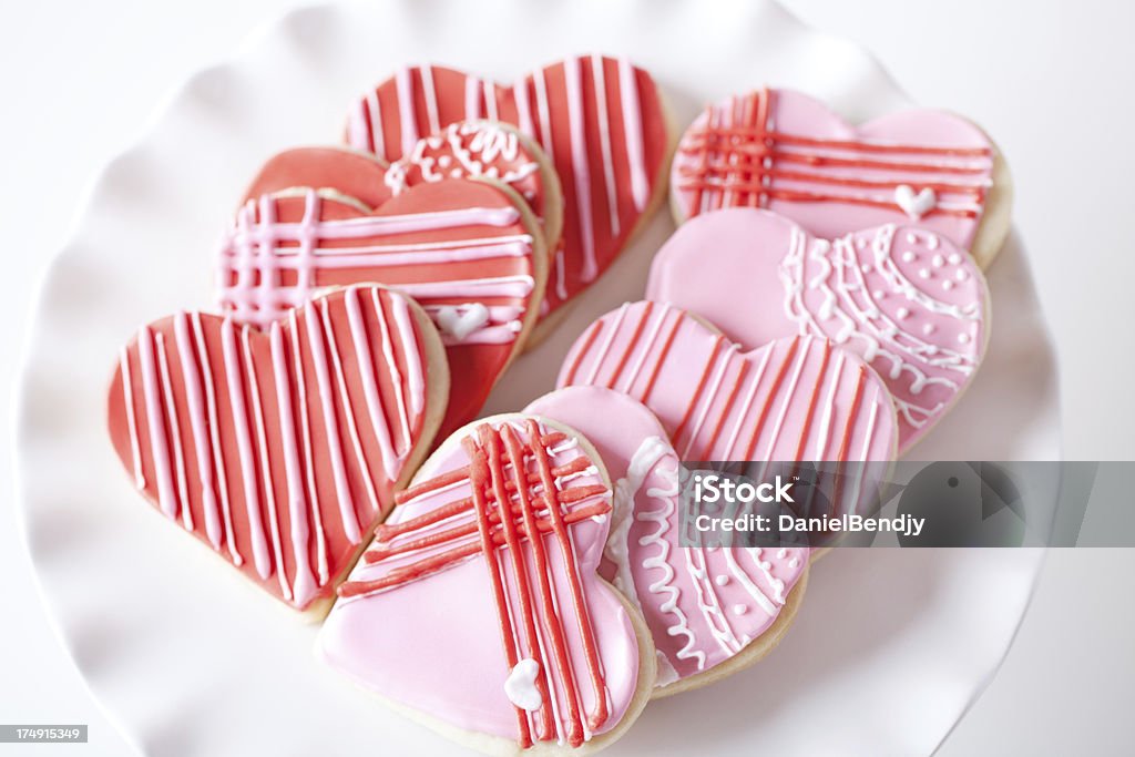 Cookies em forma de coração Dia dos Namorados - Foto de stock de Assado no Forno royalty-free