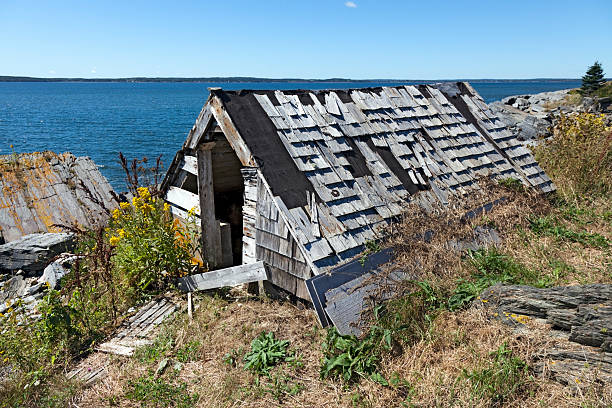 istock Blue Rocks Shanty 174915356