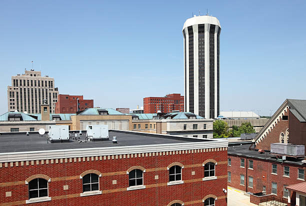 Springfield, Illinois Springfield is the third and current capital of the US state of Illinois  springfield illinois skyline stock pictures, royalty-free photos & images