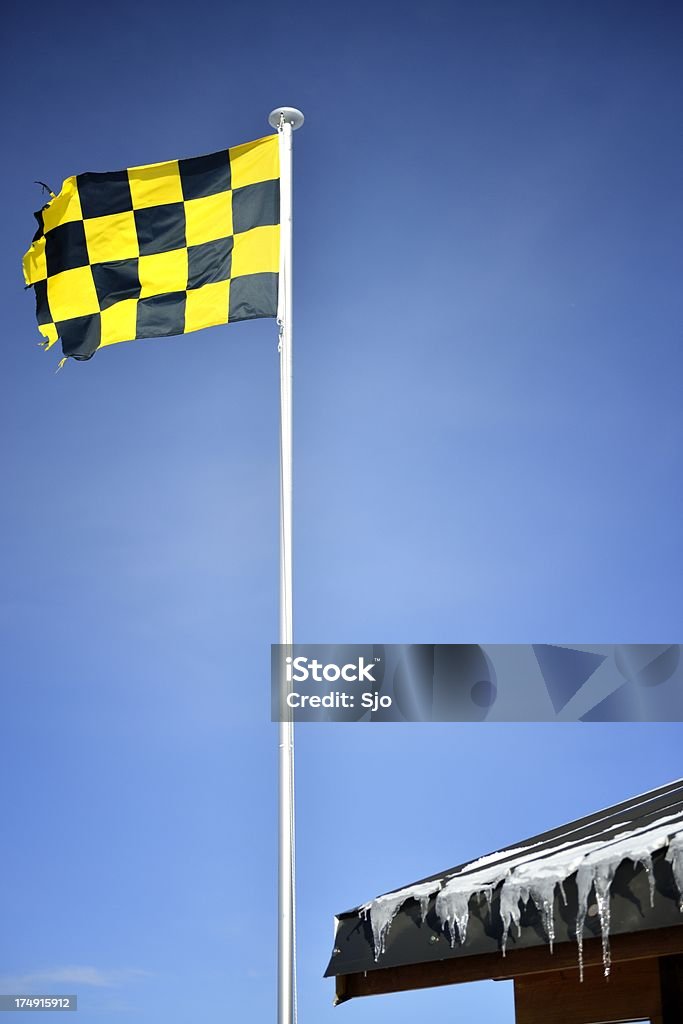 Avertissement Avelanche drapeau - Photo de Alpes européennes libre de droits