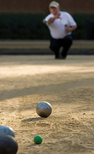 Boules player