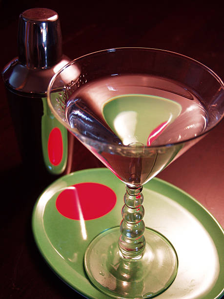 olive martini ii - handcarves business food and drink people - fotografias e filmes do acervo