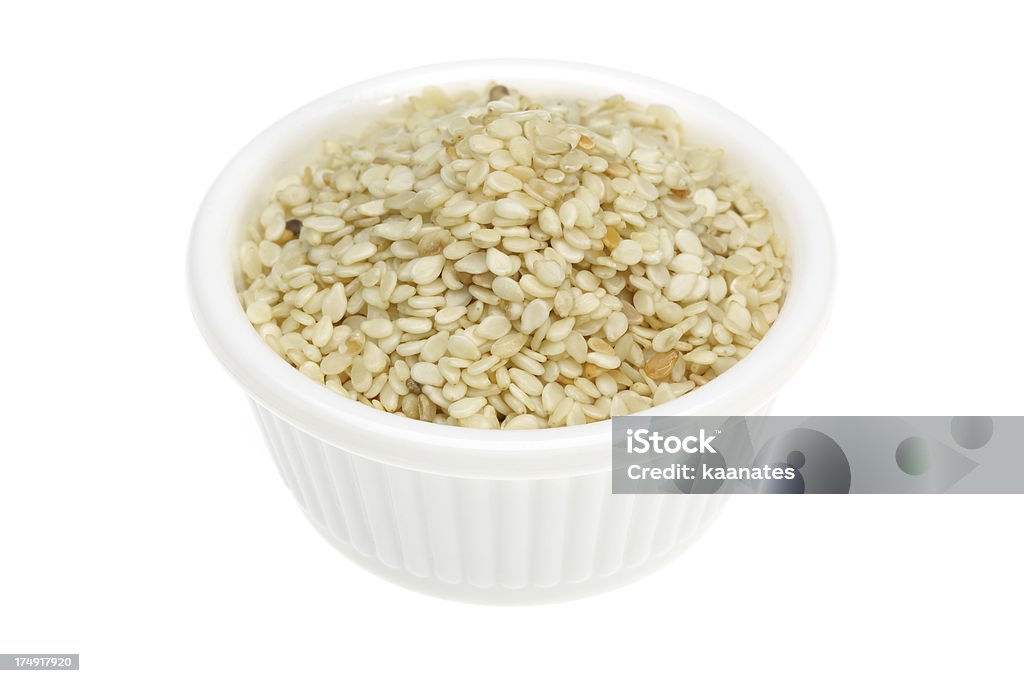 Sesame em uma tigela pequena - Foto de stock de Alimentação Saudável royalty-free