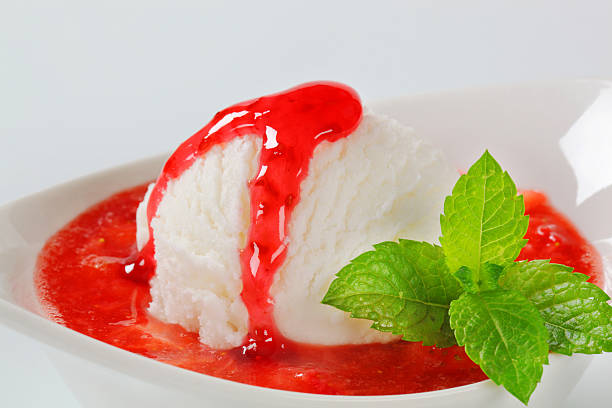 istock Strawberry sauce with ice cream 174918769