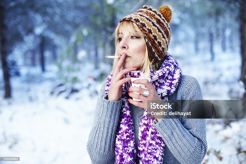 Coffe 및 시가렛형 - 로열티 프리 겨울 스톡 사진