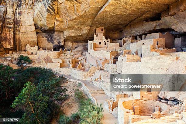 Cliff Palazzo E Rovineparco Nazionale Di Mesa Verde Colorado - Fotografie stock e altre immagini di Ambientazione esterna