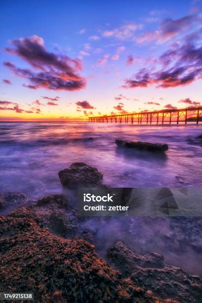 Chb Rock Dark Light Vert Stock Photo - Download Image Now - Australia, Bay of Water, Beach