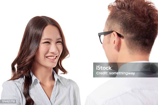 Geschäftsleute Sprechen Business Stockfoto und mehr Bilder von Anzug - Anzug, Asiatischer und Indischer Abstammung, Attraktive Frau