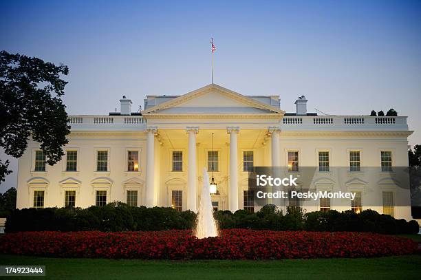 Weißen Haus Washington Dc North Lawnbrunnen Am Abend Stockfoto und mehr Bilder von Weißes Haus