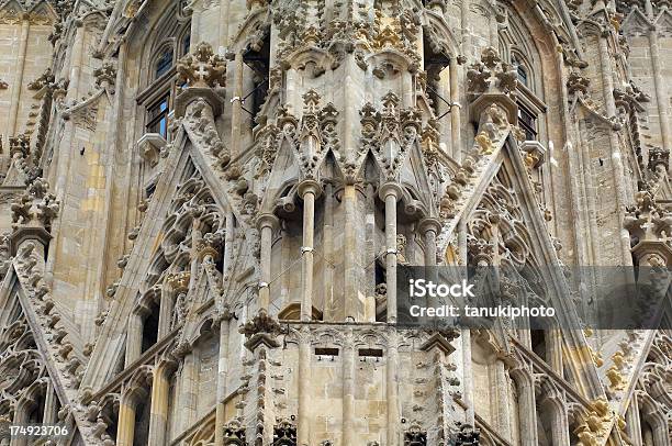 Catedral De St Stephens Foto de stock y más banco de imágenes de Aire libre - Aire libre, Arquitectura, Arquitectura exterior