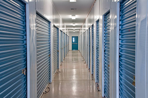 les unités de stockage - storage compartment photos et images de collection