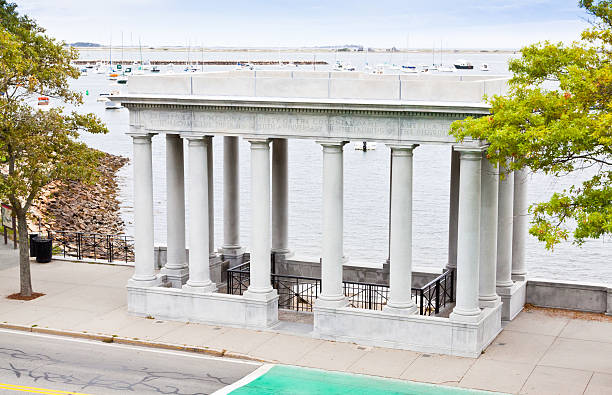 plymouth rock-landing lugar de pilgrims - plymouth rock fotografías e imágenes de stock