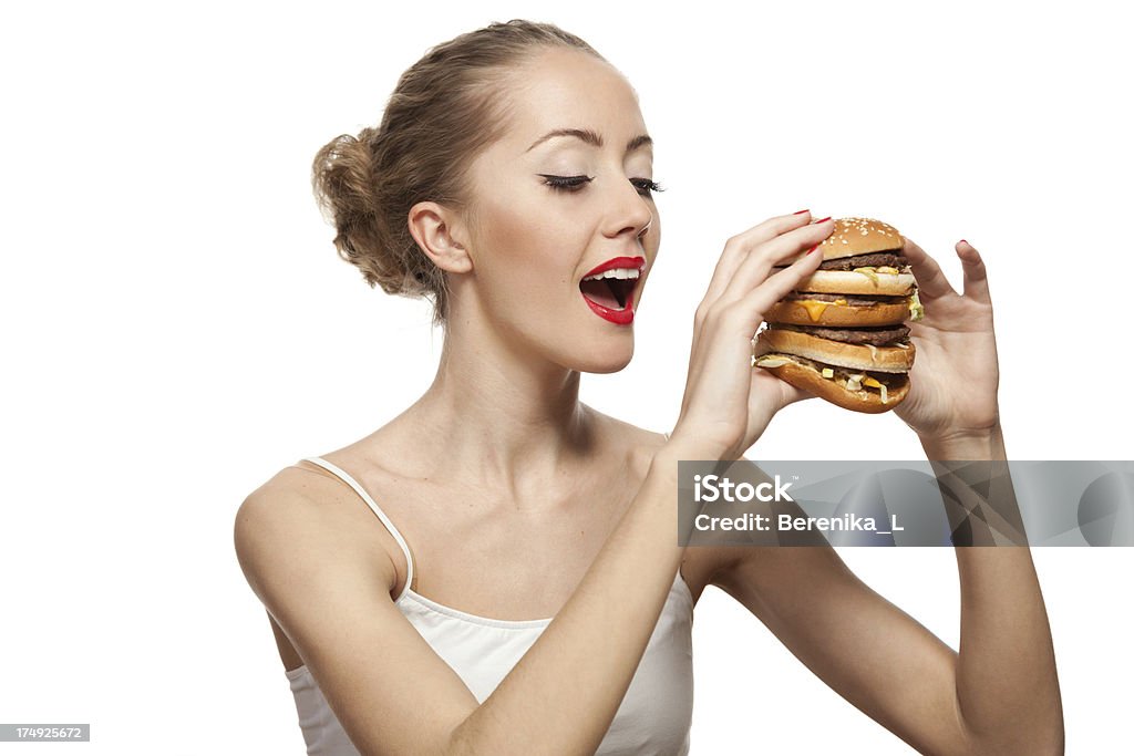 시장하십니까 가진 여자 함부르거 흰색 바탕에 그림자와 - 로열티 프리 햄버거 류 스톡 사진
