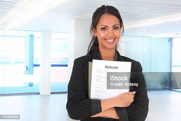 Job Search Stock Photo - Download Image Now - Résumé, 20-24 Years, 20-29 Years