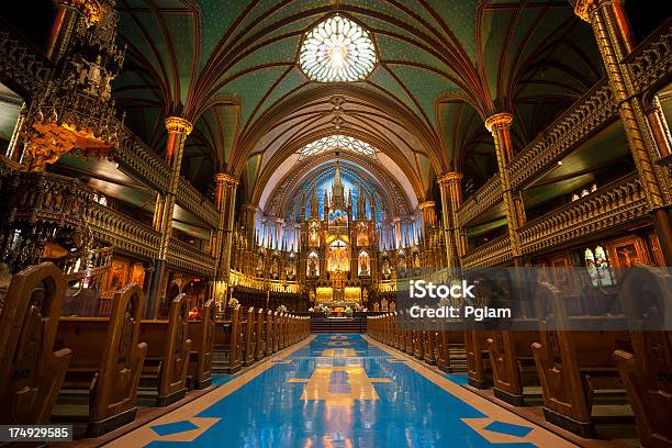 Foto de Basílica De Notre Dame e mais fotos de stock de Interior - Interior, Notre-Dame de Montreal, Altar