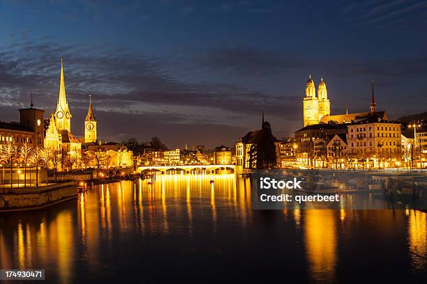 Zürich Bei Nacht Stockfoto und mehr Bilder von Abenddämmerung - Abenddämmerung, Architektur, Außenaufnahme von Gebäuden