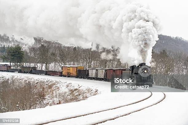 증기 기관차 당기기 화물 열차 겨울 인공눈 산 Railroading 겨울에 대한 스톡 사진 및 기타 이미지 - 겨울, 메릴랜드-주, 눈-냉동상태의 물