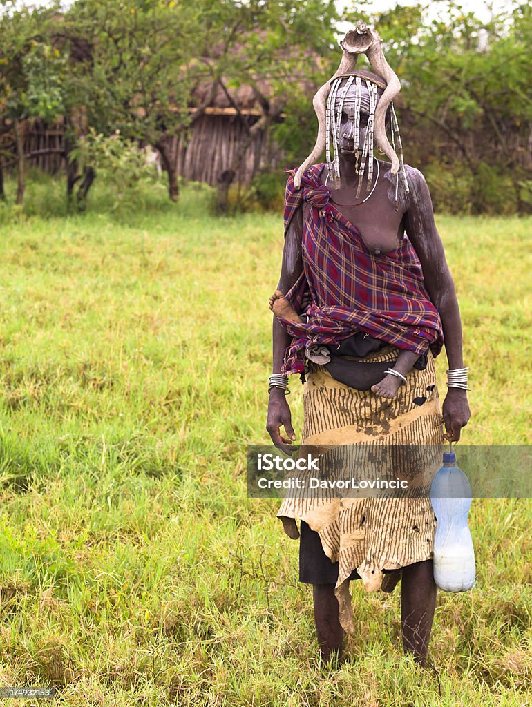 Femme Mursi - Photo de Adulte libre de droits