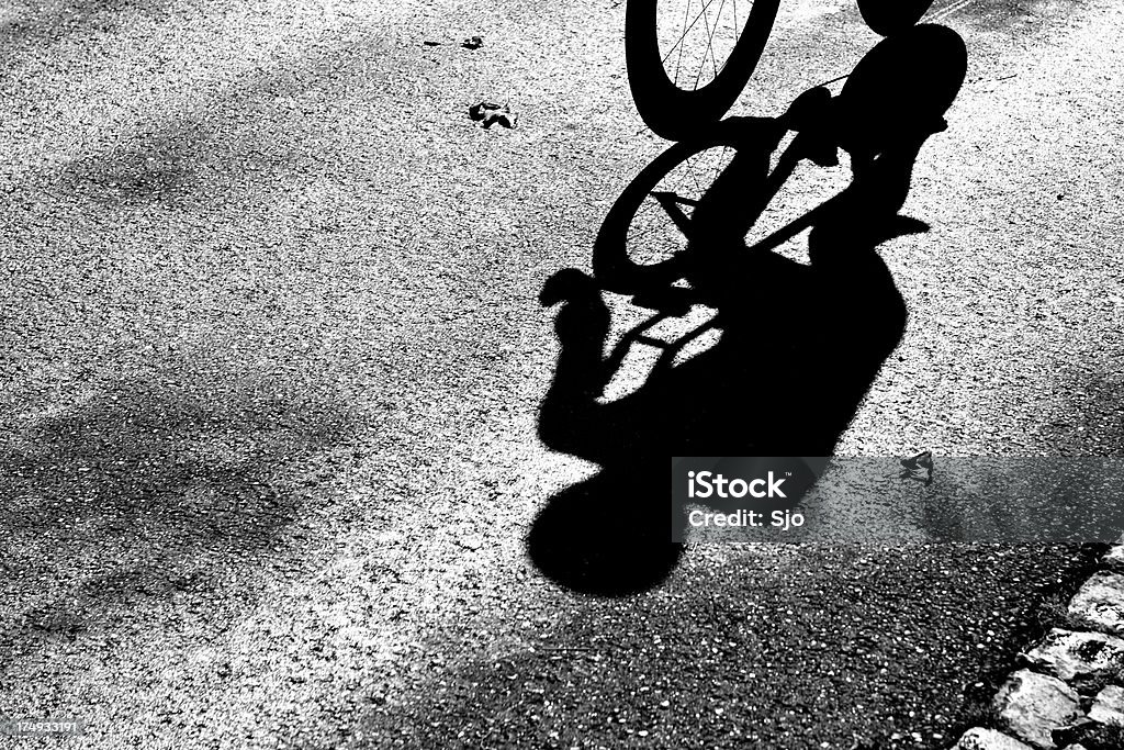 Ciclista sombra - Foto de stock de Adulto royalty-free