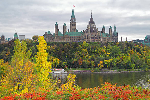istock Ottawa Parliament Hill 174935053