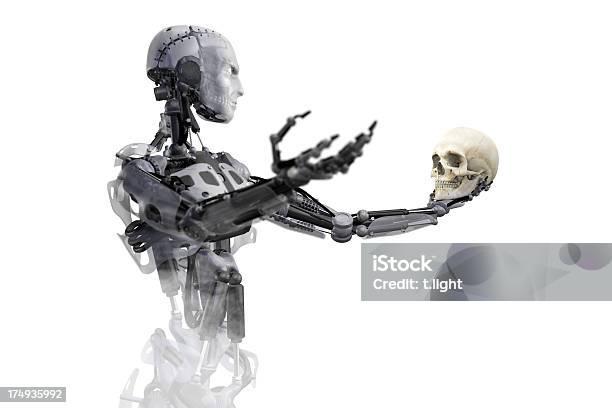 Photo libre de droit de Android Jouant Hamlet banque d'images et plus d'images libres de droit de Robot - Robot, Crâne humain, Forme tridimensionnelle