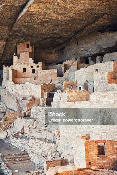 Foto de Cliff Ruínas Do Palácio De Mesa Verde National Park Colorado e mais fotos de stock de Acabado
