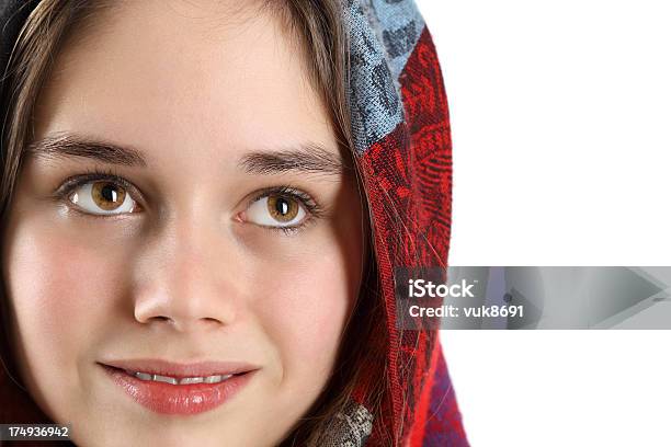 Veiled Piękno - zdjęcia stockowe i więcej obrazów 14-15 lat - 14-15 lat, Adolescencja, Akcesorium osobiste