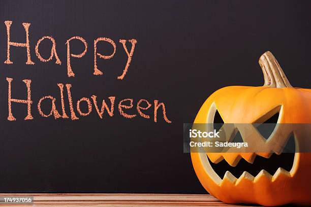 Foto de Abóbora De Halloween e mais fotos de stock de Assustador - Assustador, Comemoração - Conceito, Comemoração - Evento