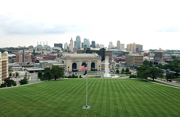 kansas city - kansas city missouri fountain missouri union station kansas city - fotografias e filmes do acervo