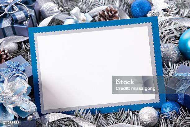 Tarjeta De Navidad Con Decoración Foto de stock y más banco de imágenes de Sobre - Sobre, Festivo, Invitación