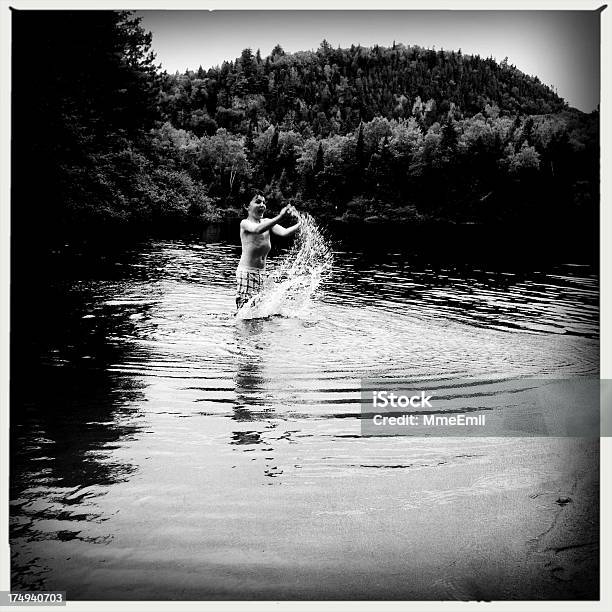 Sommer Auf Den See Stockfoto und mehr Bilder von 6-7 Jahre - 6-7 Jahre, Badebekleidung, Fotografie