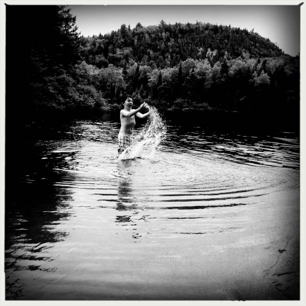 istock Summertime at the lake 174940703