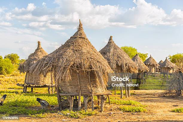 Foto de Karo Village e mais fotos de stock de Adis Abeba - Adis Abeba, Etiópia, Aldeia