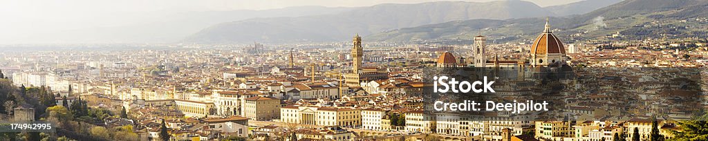 Duomo und der Kathedrale und die Skyline von Florenz in Italien - Lizenzfrei Architektur Stock-Foto